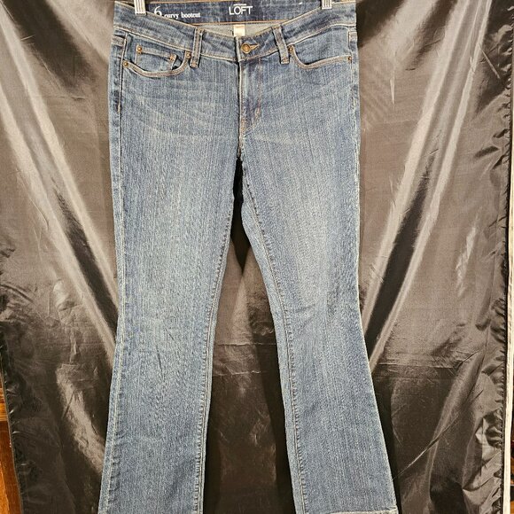 Loft Curvy Bootcut jeans. Size 6 - Picture 1 of 4